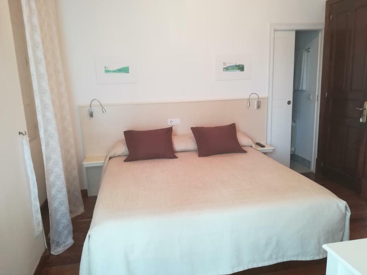 Casa Simon Hotel Triacastela Esterno foto