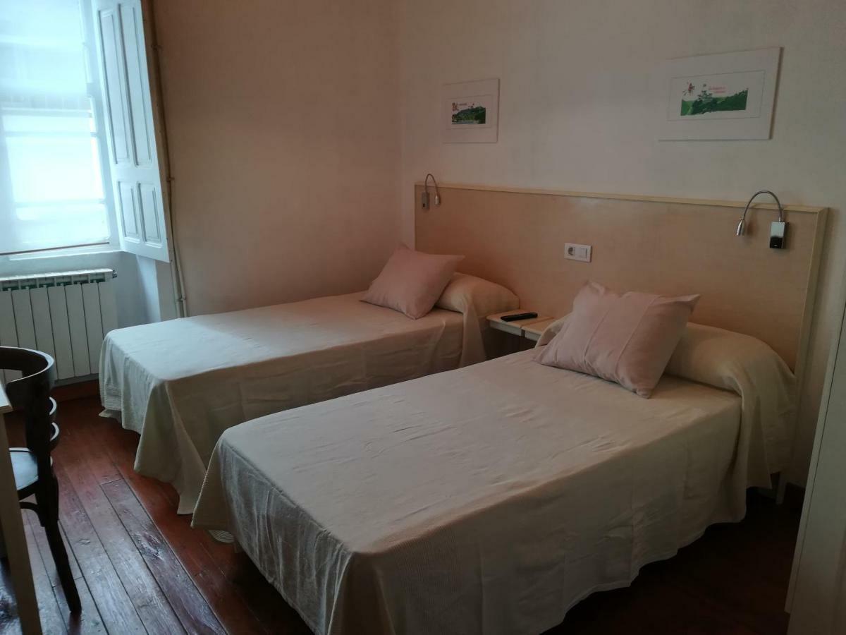 Casa Simon Hotel Triacastela Esterno foto